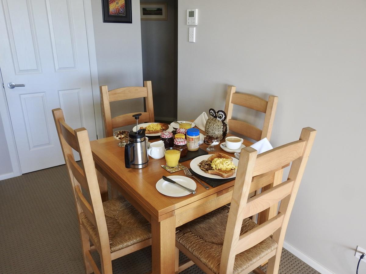 Rezare House Bed & Breakfast ウォラルー エクステリア 写真